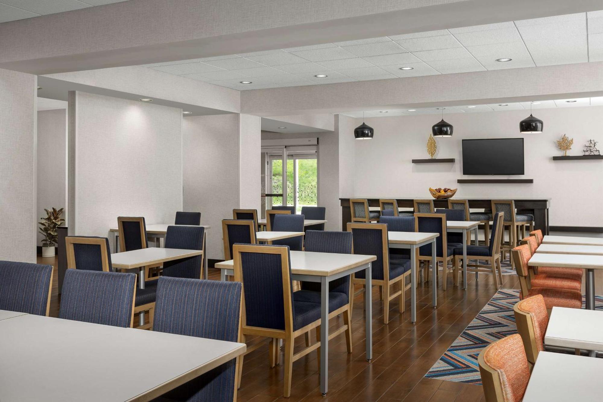 Hampton Inn אוגוסטה מראה חיצוני תמונה
