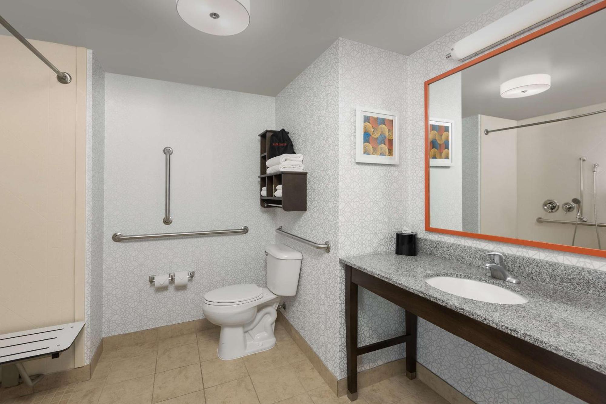 Hampton Inn אוגוסטה מראה חיצוני תמונה