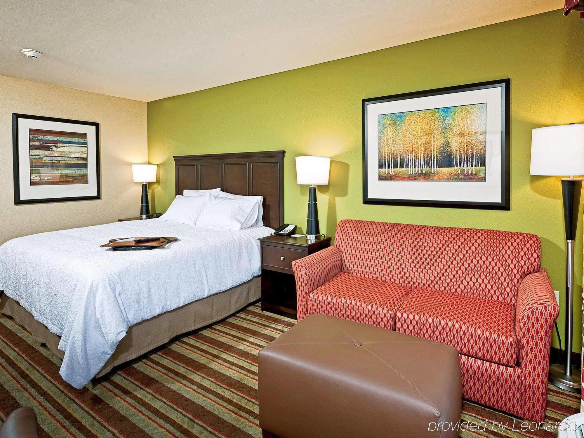Hampton Inn אוגוסטה מראה חיצוני תמונה